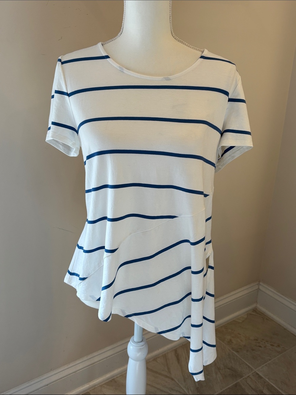 Chico's White & Blue Striped Asymmetric Short-Sleeve Top
